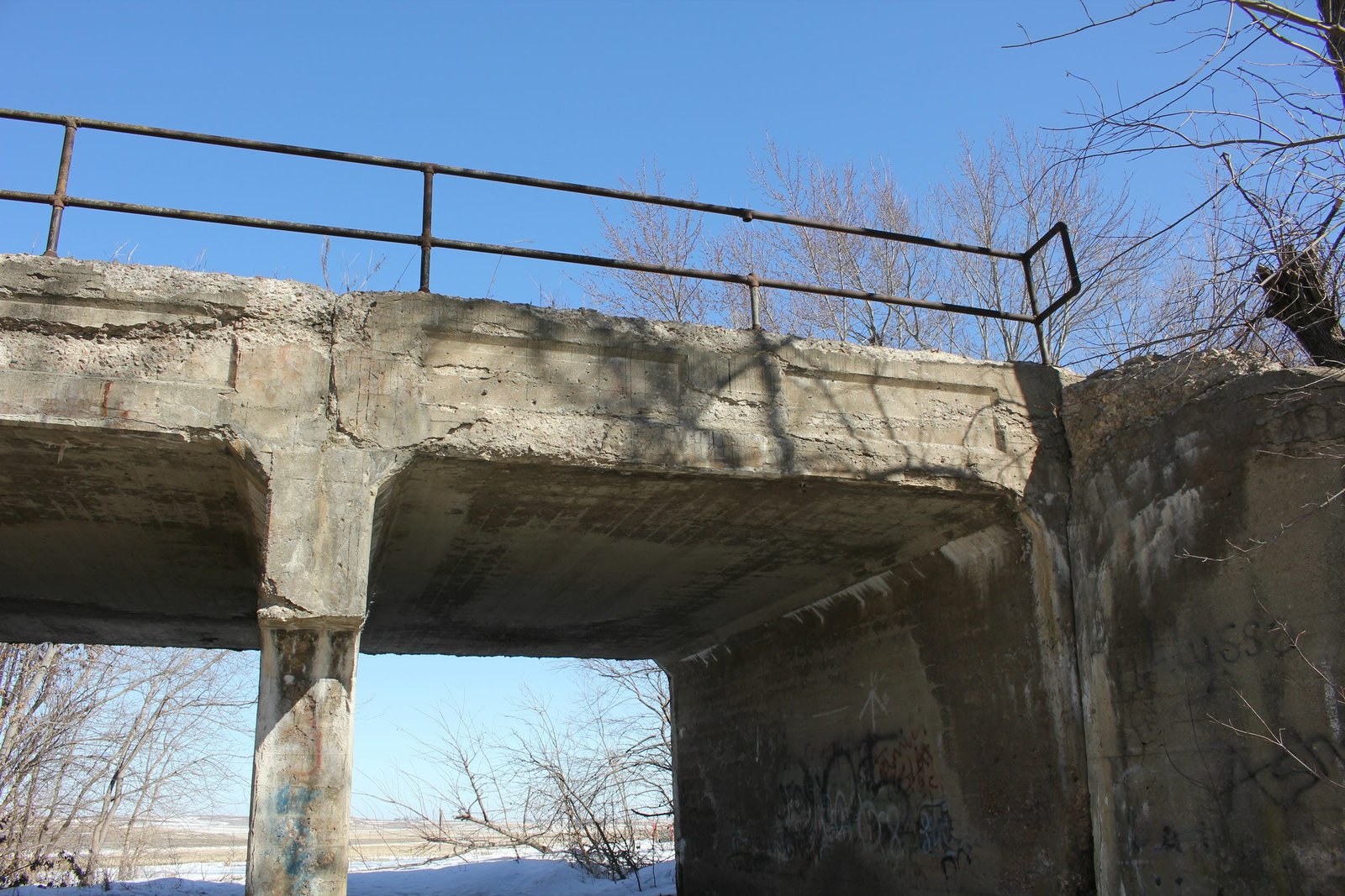 East span